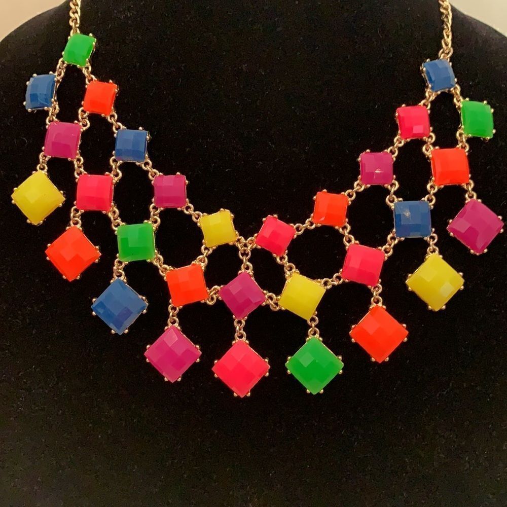 Amrita Singh Statement Necklace - Picture 2 of 5